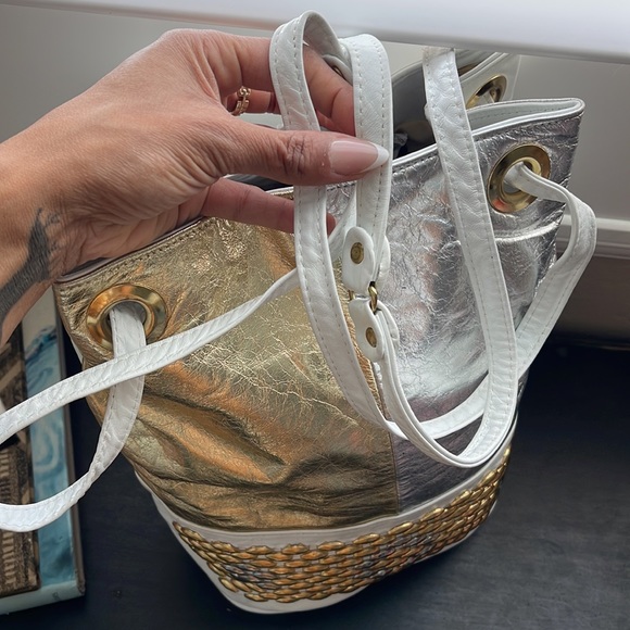 Vintage Bags New World Collection 8s Genuine Leather Bucket Bag Poshmark